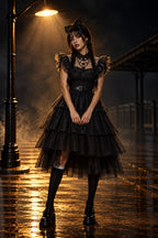 Halloween-kostume som Wednesday til kvinder med tilbehør