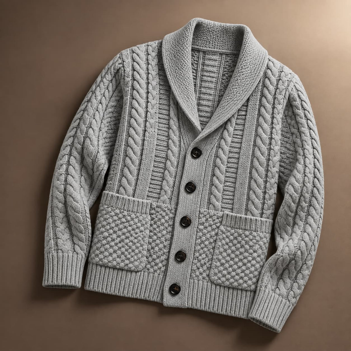 Cardigan da uomo in maglia con lavorazione a trecce