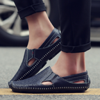 Herresko Slip-on med hulmønster