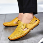 Herresko Slip-on med hulmønster