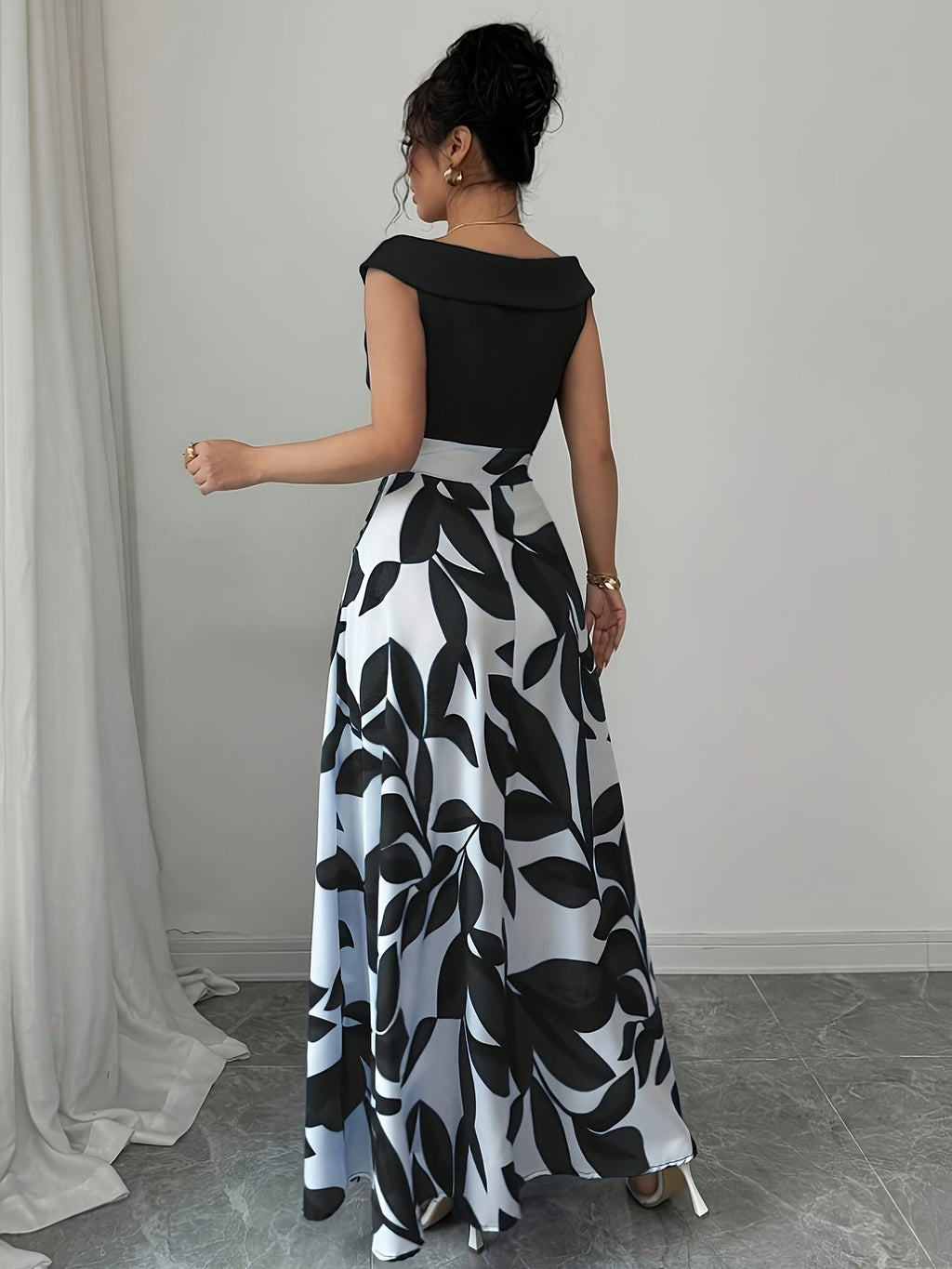 Sukienka Maxi Wzorzysta Elegancka Damska