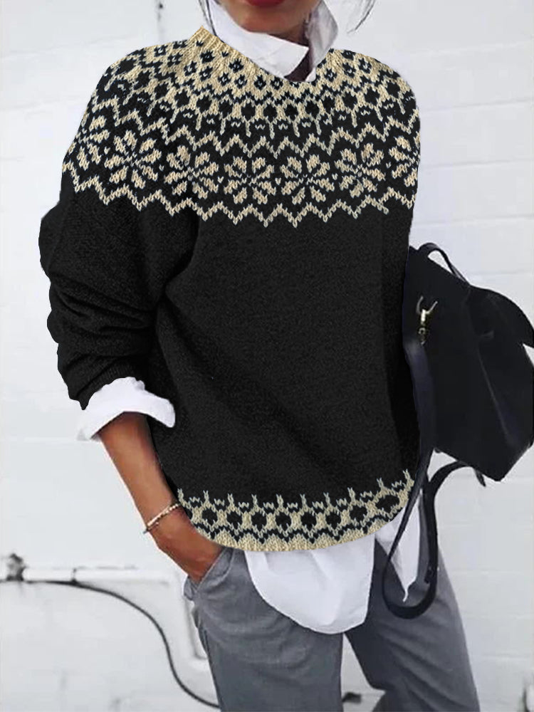Damesweater med geometrisk mønster