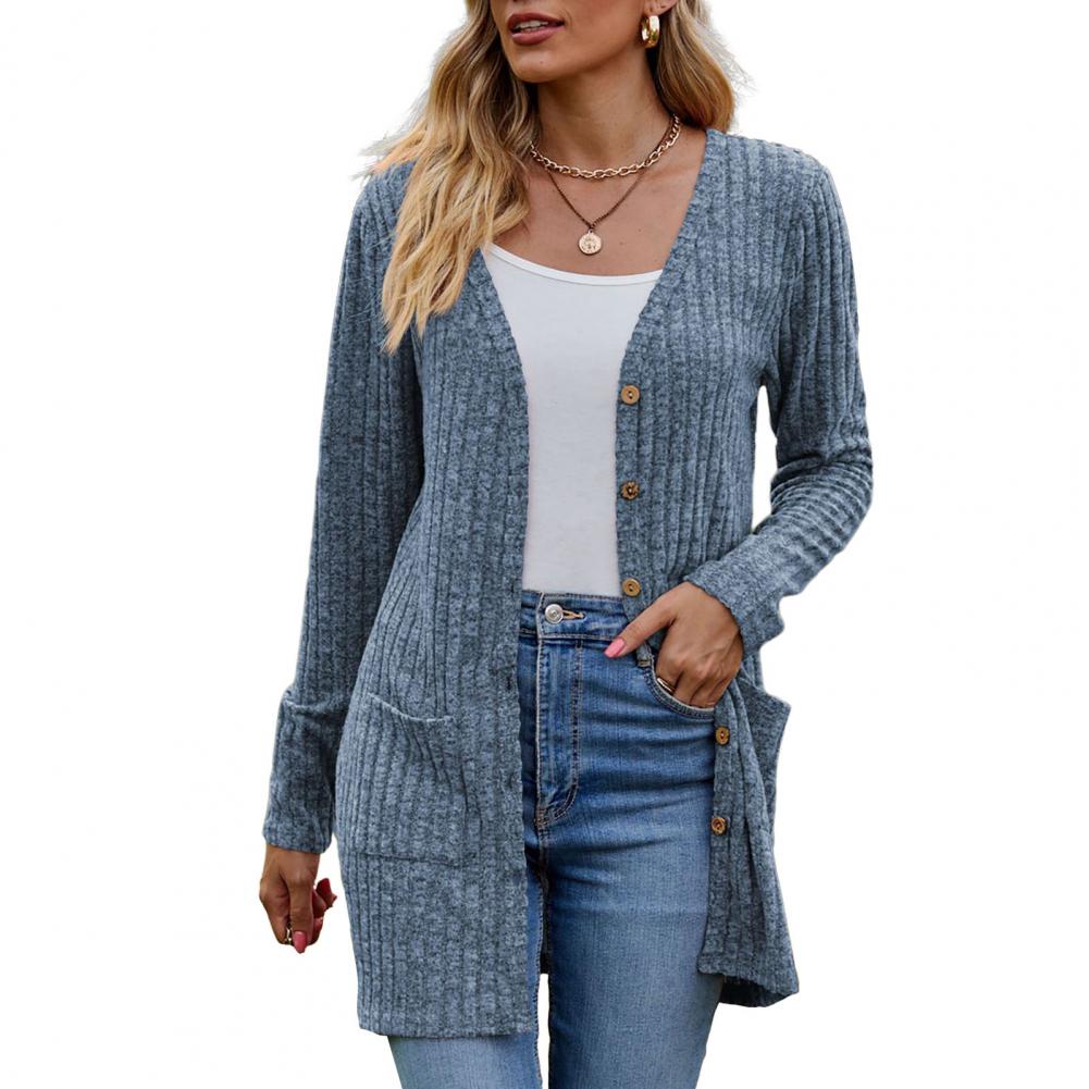 Lang dame-cardigan med knapper og lommer