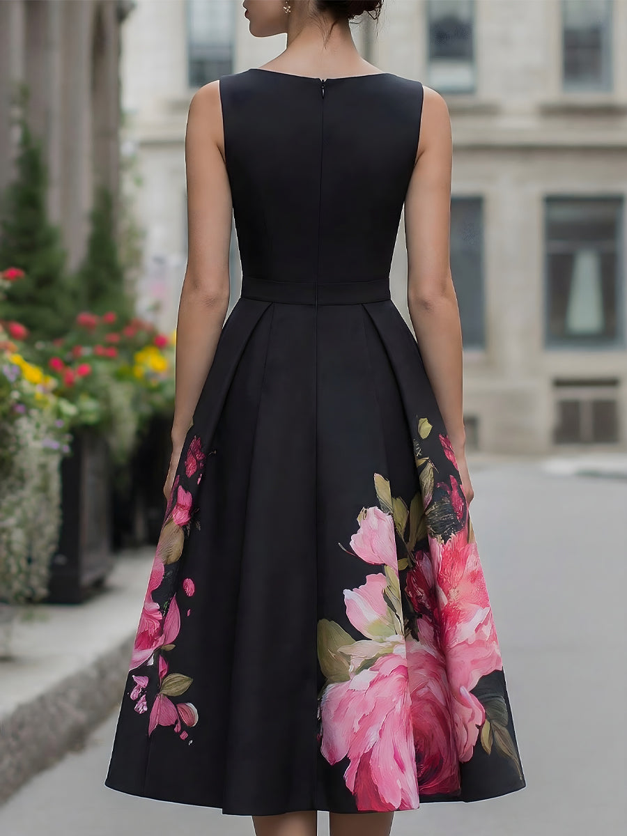 Damekjole i blomstret, udsvinget midi-model