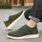 Sneakers bărbătești cu șireturi și talpă contrastantă