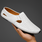 Herresko Slip-on med hulmønster