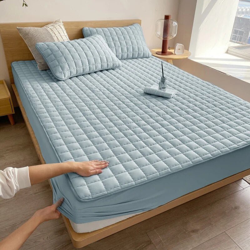 Quilted Mattress Protector with Elastic Side