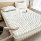 Quilted Mattress Protector with Elastic Side