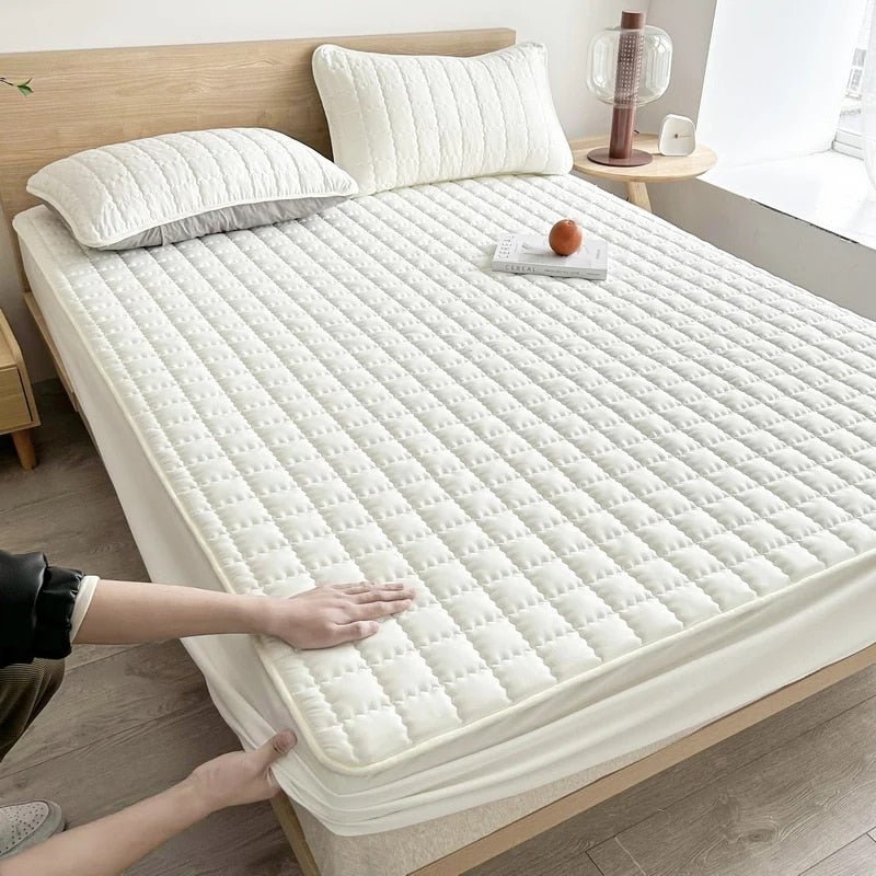 Quilted Mattress Protector with Elastic Side