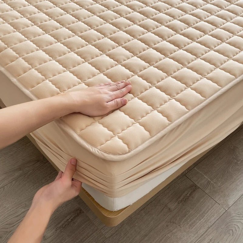 Quilted Mattress Protector with Elastic Side