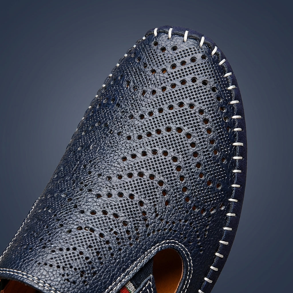 Herresko Slip-on med hulmønster
